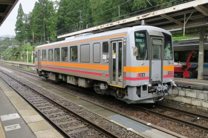 【速報】大雪のため２１日のＪＲ大糸線の糸魚川駅から南小谷駅間の列車運転を取り止め