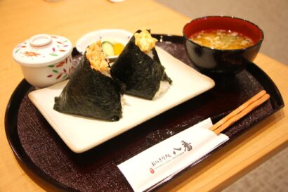 【渾身食レポ】加島屋本店にオープンした「おにぎり処 八番」、寿司・鰻と同レベルで語られるべきおにぎり