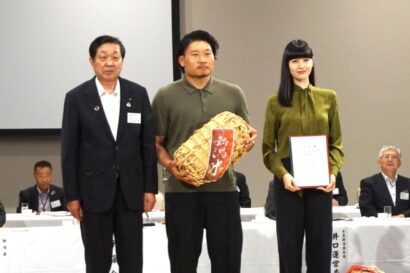 新潟米は「前年並み」見込み、一方で「今年は先が読めない」との声も…　JA全農にいがたが懇談会開催　稲垣選手夫妻もサプライズ登場