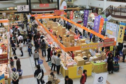 【年イチ米菓の祭典】新潟ふるさと村で「あられ・おせんべいまつり2025」開催、県内13メーカーが集結！