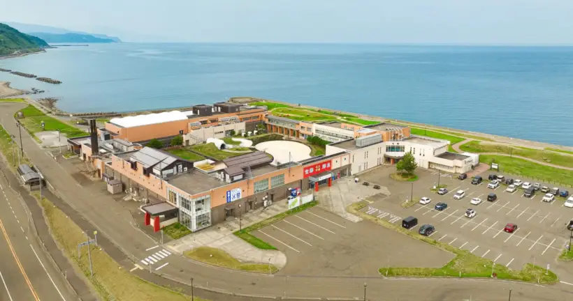 道の駅 うみてらす名立　外観