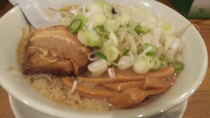 【キシャメシ】背脂なのに重くない？「壱真」の背脂タンメンがクセになるうまさだった