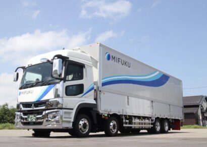 三福運輸（新潟県新発田市）が睡眠モニタリングデバイス「Wellnee Sleep」導入　「睡眠の質向上」で安全運行へ