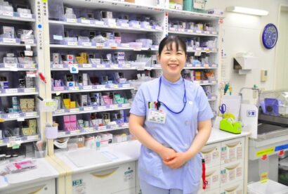 【特集】新潟市民病院薬剤師・稲田有花さん「患者の人生に寄り添う薬剤師に」新潟薬科大学卒業生を追う