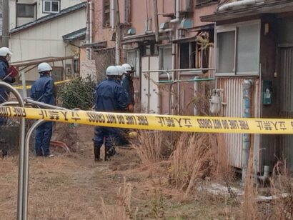 新潟市中央区でアパート火災　住人の74歳女性が死亡