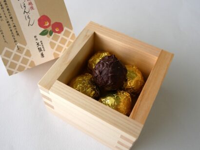 【13年ぶり復刻】大阪屋が「地酒ぼんぼん」を数量限定発売、銘酒「越後武士」使用の大人向けトリュフチョコ