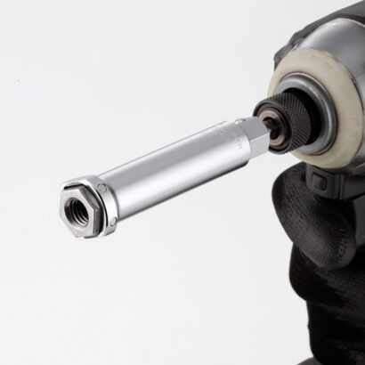 ナットの落下を防ぎ作業効率を向上、トップ工業がハンガーレール用ソケットの新製品を発売