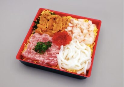 角上魚類、名物「四色丼」が「五色丼」に進化！春の行楽弁当を順次投入