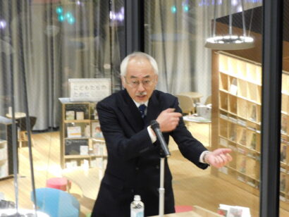 「子どもは10褒めて1叱れ」　夜回り先生・水谷修氏が長岡で講演