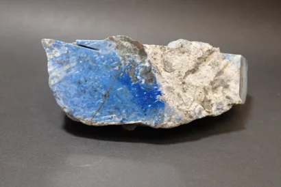 【国立科学博物館が認定】糸魚川市で「日本産ラピスラズリ」発見される、国内初の産出