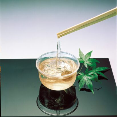大阪屋、今年も夏限定銘菓「流れ梅」の販売を開始　GW期間はこどもの日にちなんだケーキも！