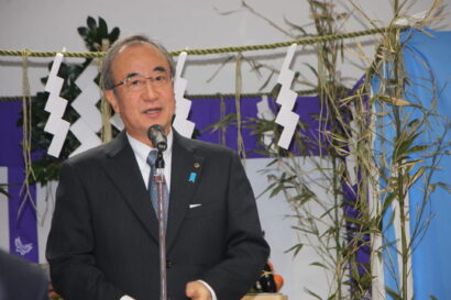 【盤石の陣立てか】現職花角英世知事が、5月末投開票の知事選に向け事務所開き