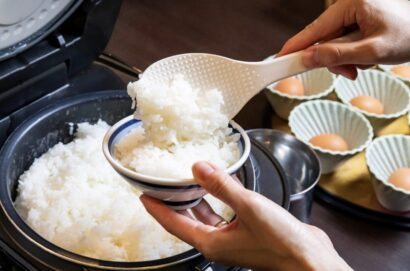 王道コシヒカリか、新星つきあかりか　妙高市・休暇村妙高で食べ比べフェア開催