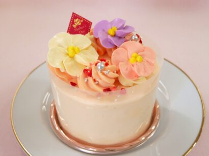【5月8日から3日間限定】完売必至のフラワーケーキも　大阪屋が母の日限定ケーキ3種を販売