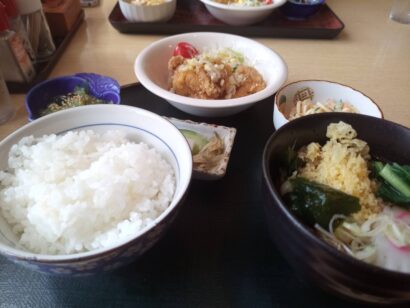 【キシャメシ】みしま体育館近くで昼飯　味処冨士の日替わりランチが盛りだくさんだった！