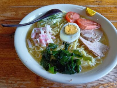 【キシャメシ】潟リーマンは、このツユだく冷やし中華を喰って真夏を迎え撃て ― 食堂 六太郎（新潟市南区）