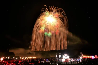 【夜空に響く四尺玉】小千谷で片貝まつり　11、12日に