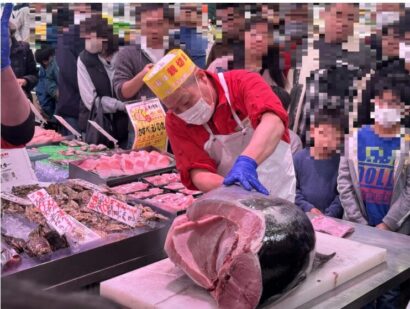 「まぐろの日」10月10日に豪快解体　角上魚類、全23店で一斉開催　